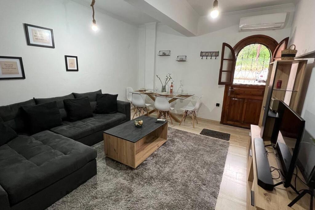 Akis Apartment Evropouloi Ngoại thất bức ảnh