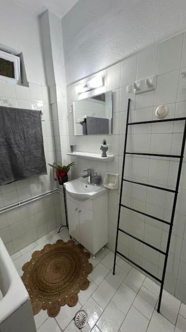 Akis Apartment Evropouloi Ngoại thất bức ảnh