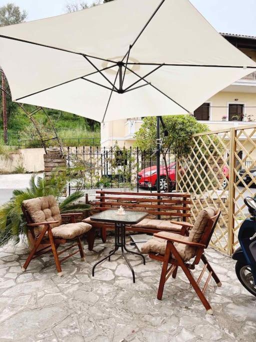 Akis Apartment Evropouloi Ngoại thất bức ảnh